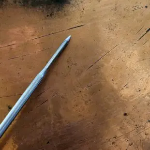 Reservdel termometer Extra givare / probe - passar alla Bluetooth termometer vi sålt Reservdel termometer  - Extra givare / probe - Proben är bakåtkompatibel med alla tidigare bluetooth modeller sålda av BBQmonster.  Detta är en reservdel, en extra temperatur-probe för Bluetooth termometer "BBQMonster", "Easy BBQ" "Smart BBQ" och "Cloud BBQ" , modeller som klarar upp till 6 probes. Proben har en nål som är 12cm lång, har en vassare spets som gör ett mindre ingångshål i köttet vilket förhindrar köttsaft från att sippra ut.