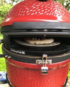 Kamado Joe Tillbehör arkiv BBQmonster Gjutjärnsgaller för Kamado Jr Joe snyggt grillmönster på
