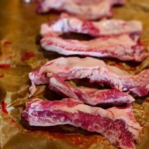 Ribfingers iberico är en köttdetalj från den spanska rasen och är köttet som sitter mellan revbenen perfekt för grillning och burnt ends